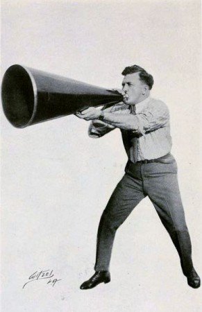 Thomas_H_Ince_-_Megaphone_1922